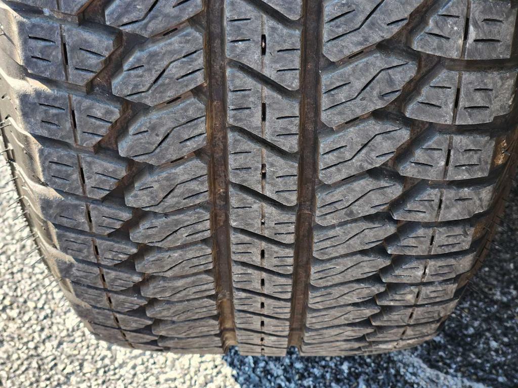 used 2024 GMC Sierra 1500 car, priced at $59,977