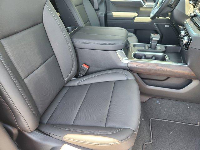 new 2025 GMC Sierra 1500 car, priced at $58,020