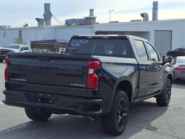 new 2025 Chevrolet Silverado 1500 car, priced at $41,515