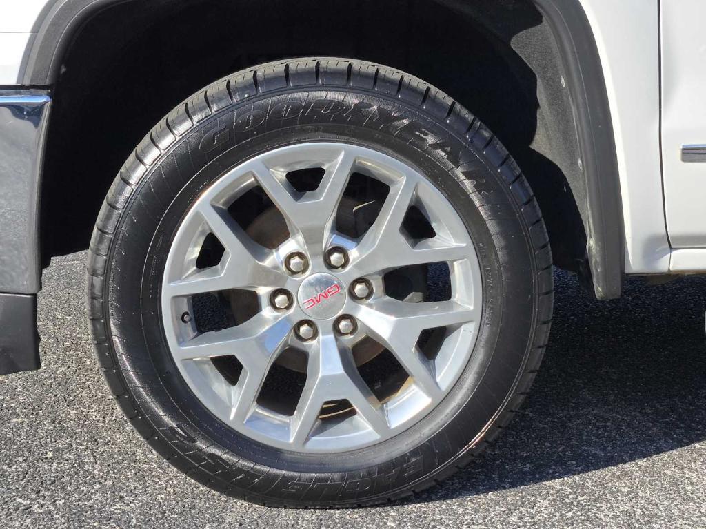 used 2018 GMC Sierra 1500 car, priced at $17,577