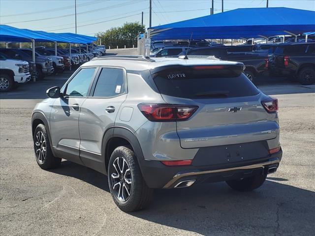 new 2025 Chevrolet TrailBlazer car, priced at $30,080