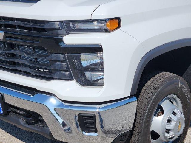new 2025 Chevrolet Silverado 3500 car, priced at $72,932