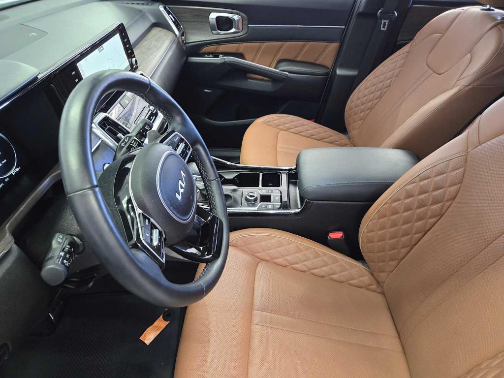 used 2023 Kia Sorento car, priced at $33,677