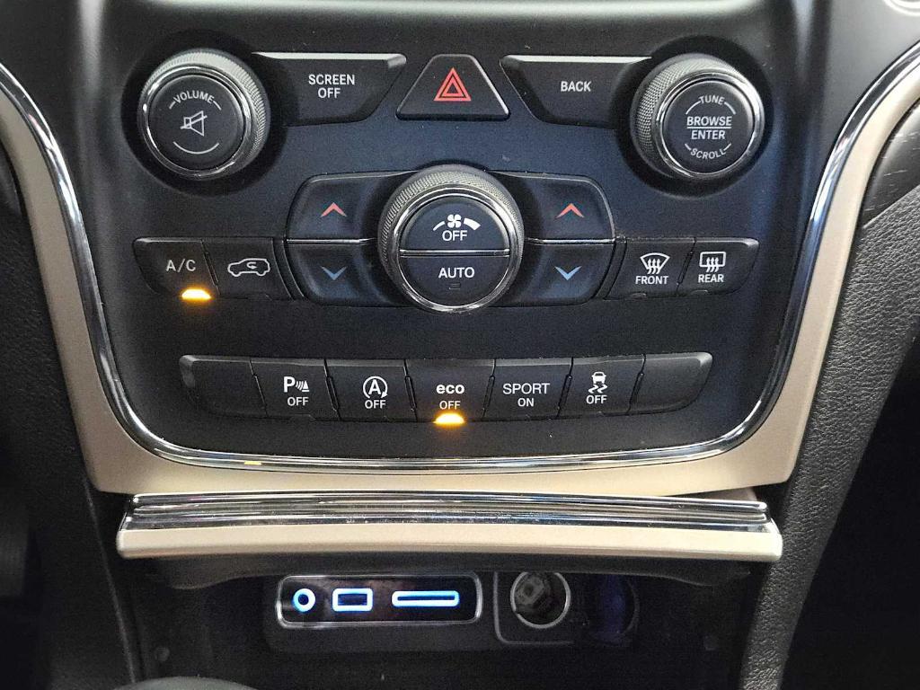 used 2017 Jeep Grand Cherokee car, priced at $13,577