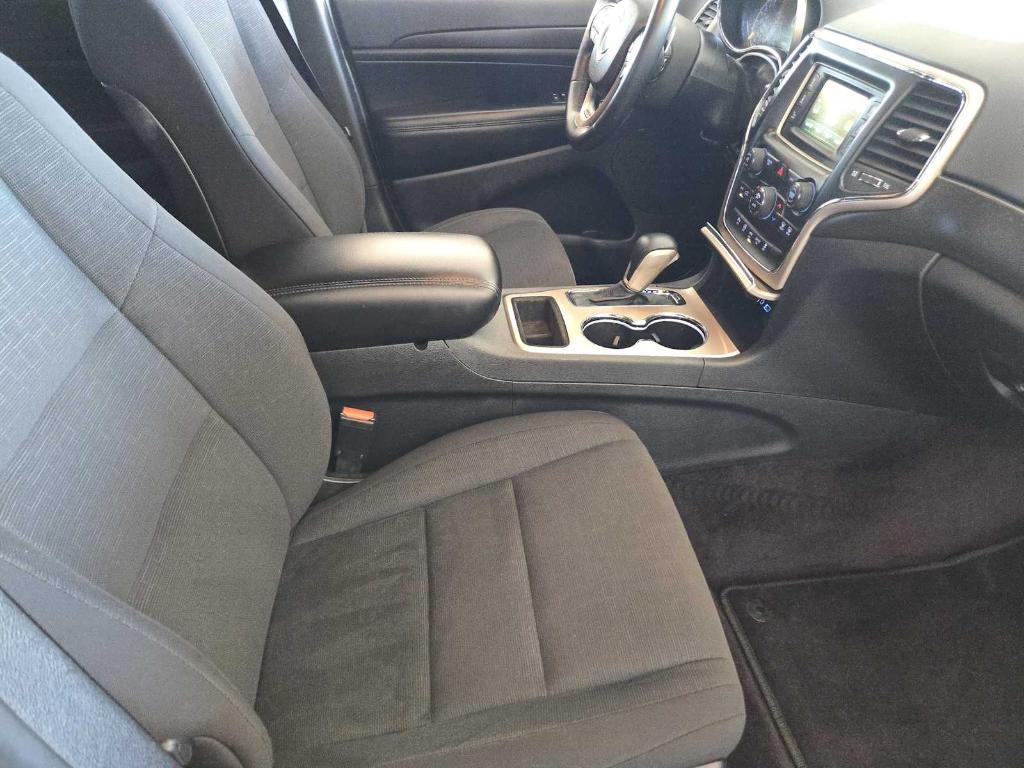 used 2017 Jeep Grand Cherokee car, priced at $13,577