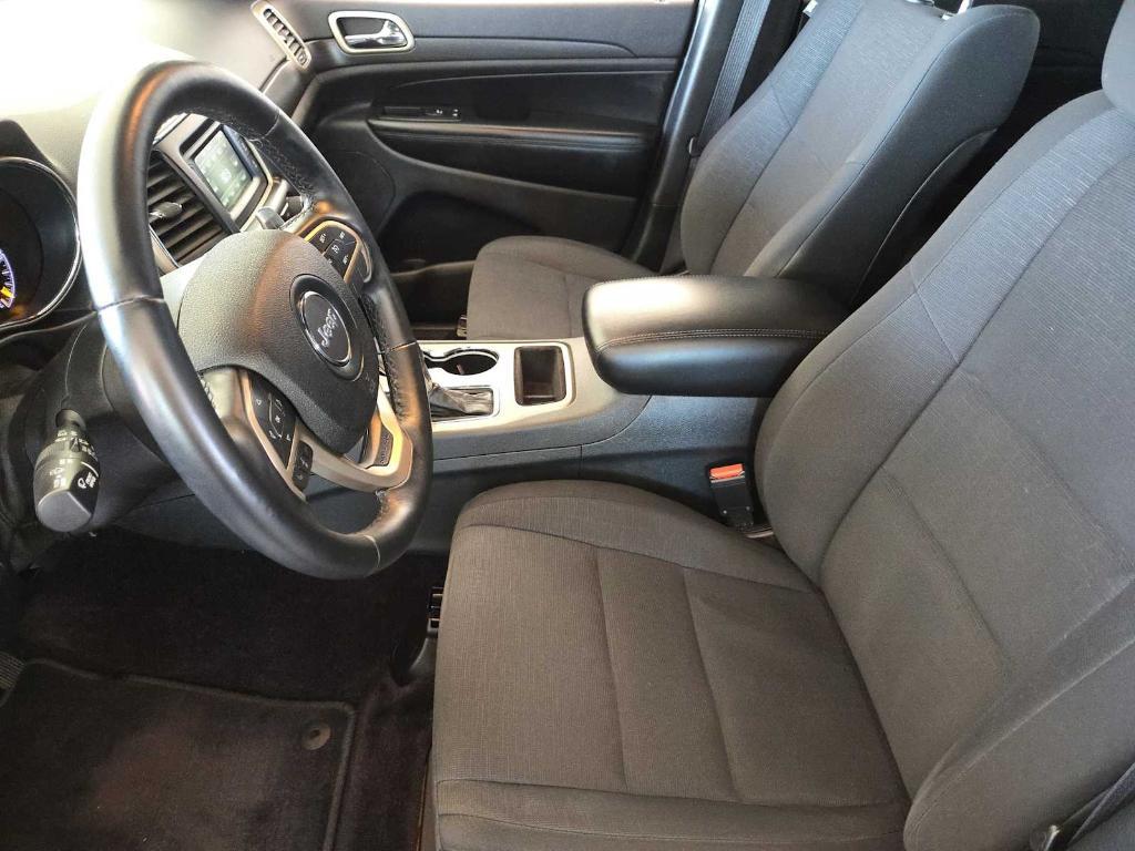 used 2017 Jeep Grand Cherokee car, priced at $13,577