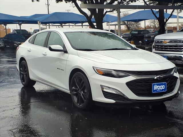 new 2025 Chevrolet Malibu car, priced at $28,440