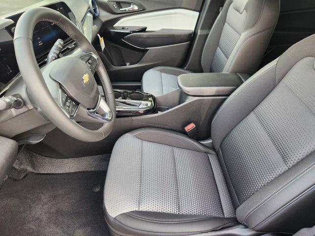 new 2025 Chevrolet Trax car, priced at $24,985