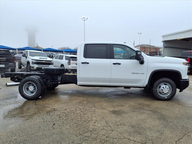 new 2025 Chevrolet Silverado 3500 car, priced at $63,210