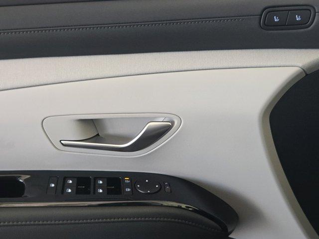 new 2025 Hyundai TUCSON Hybrid car, priced at $41,495