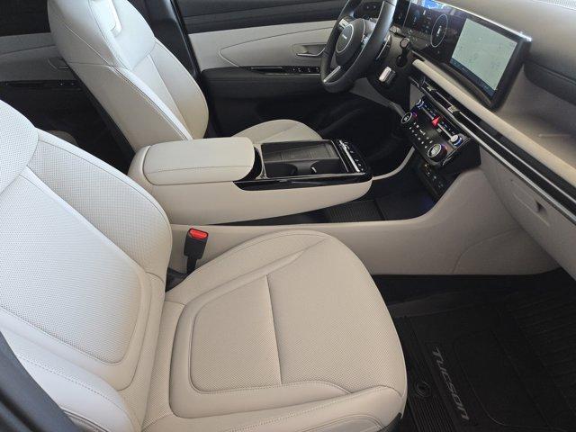 new 2025 Hyundai TUCSON Hybrid car, priced at $41,495