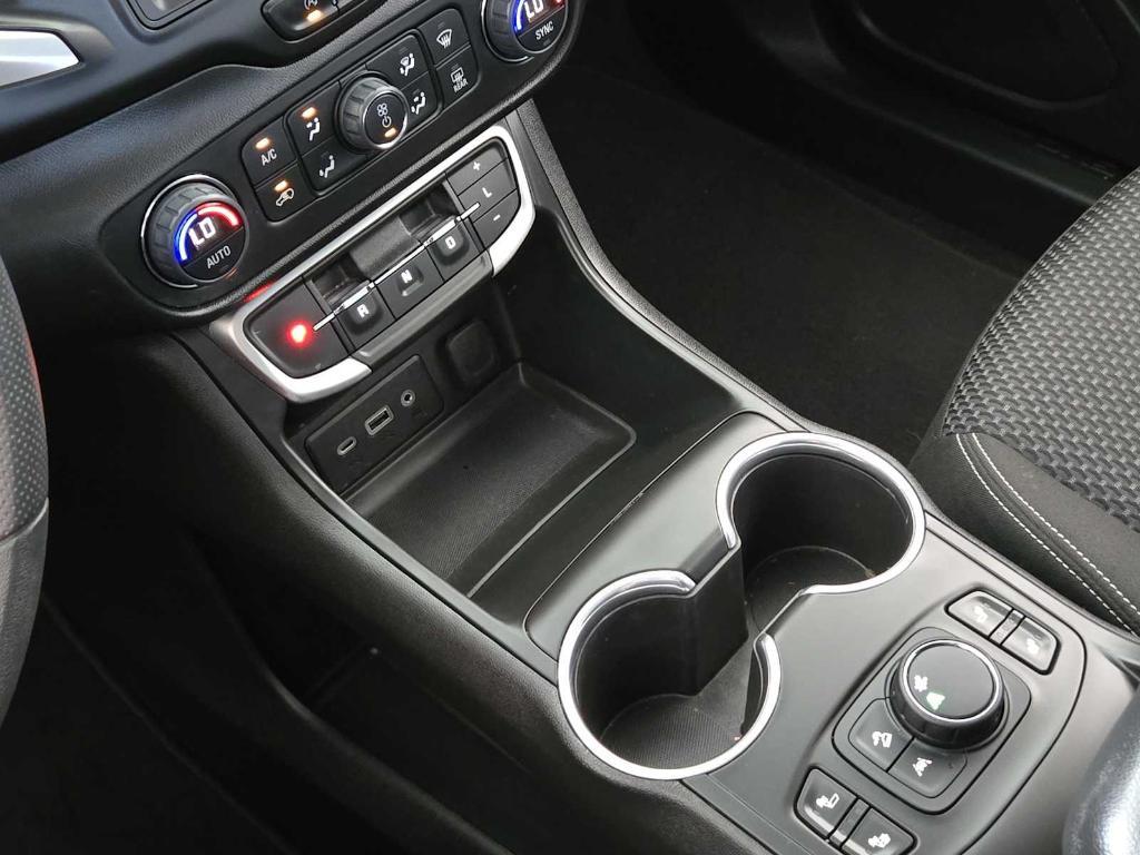 used 2022 GMC Terrain car, priced at $22,977