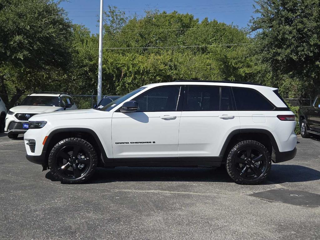used 2023 Jeep Grand Cherokee car, priced at $31,977