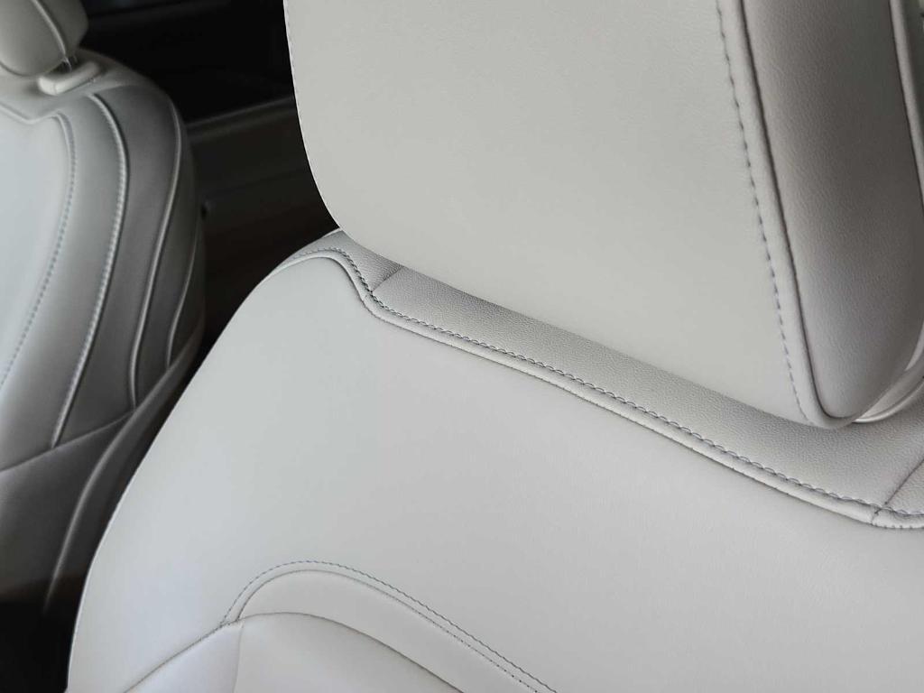 used 2023 Jeep Grand Cherokee car, priced at $31,977