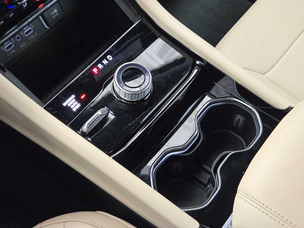 used 2023 Jeep Grand Cherokee car, priced at $31,977