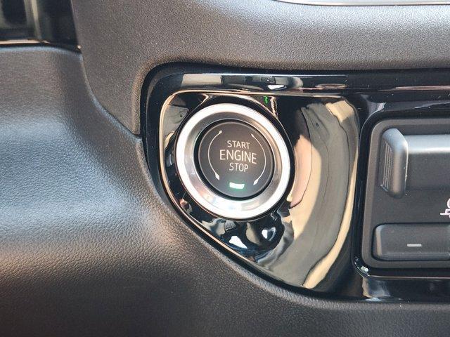 new 2025 GMC Sierra 1500 car, priced at $58,170