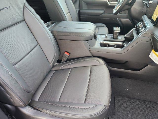 new 2025 GMC Sierra 1500 car, priced at $68,895