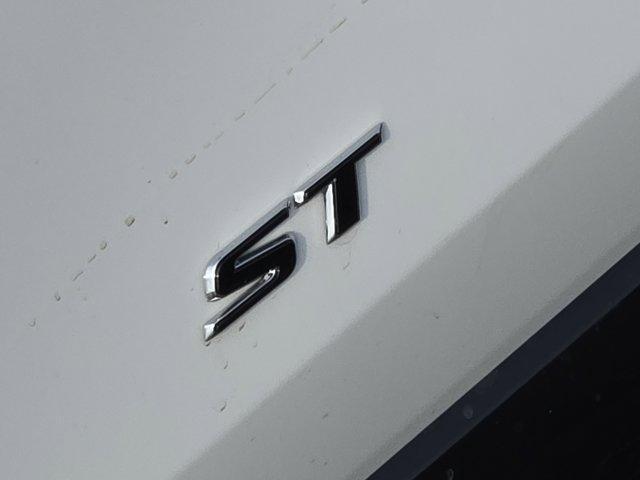 new 2026 Buick Encore GX car, priced at $27,280