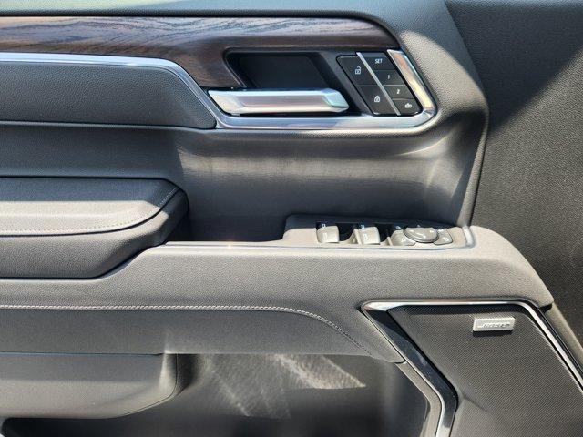 new 2025 GMC Sierra 1500 car, priced at $57,525
