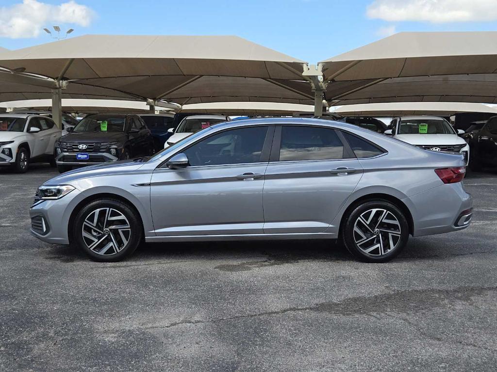 used 2024 Volkswagen Jetta car, priced at $26,377
