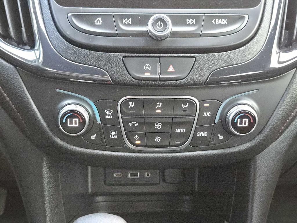 used 2023 Chevrolet Equinox car, priced at $26,977