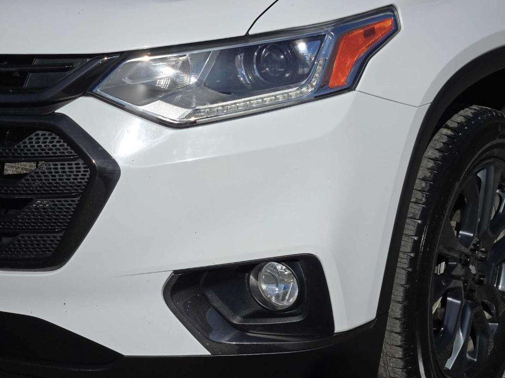 used 2021 Chevrolet Traverse car, priced at $17,977