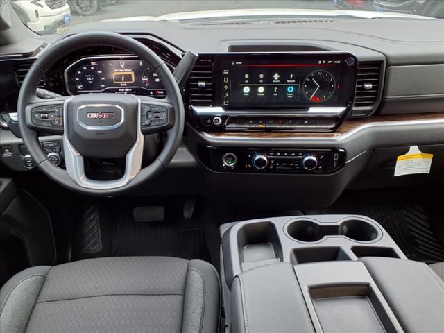 new 2024 GMC Sierra 1500 car, priced at $42,545