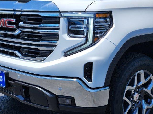 new 2025 GMC Sierra 1500 car, priced at $56,330