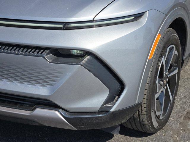 new 2025 Chevrolet Equinox EV car, priced at $39,090