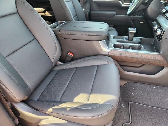 new 2025 GMC Sierra 1500 car, priced at $58,020