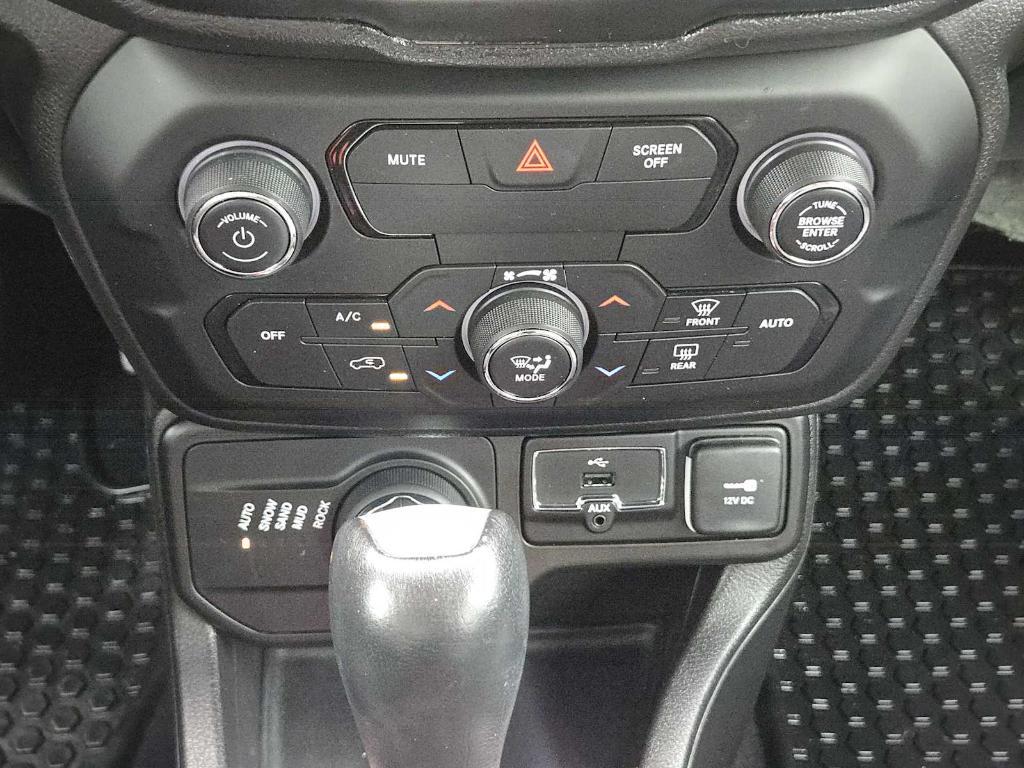 used 2018 Jeep Renegade car, priced at $14,977