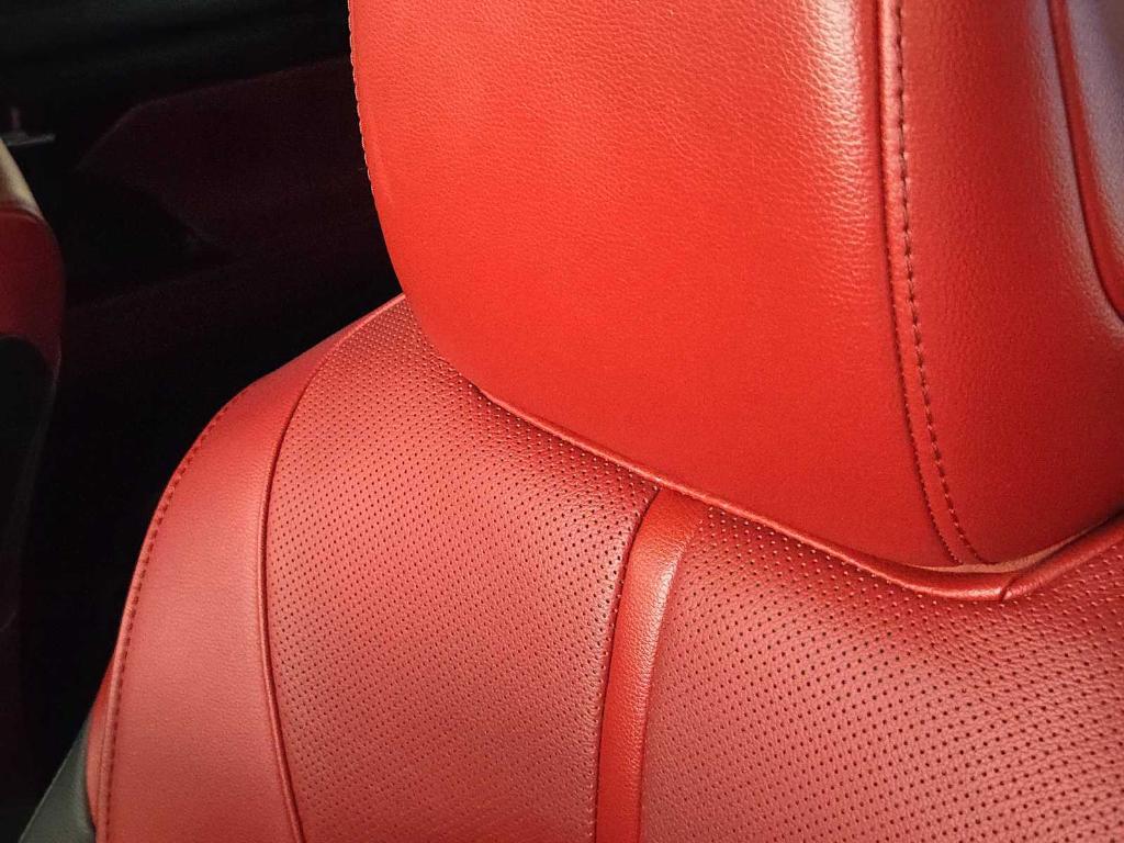 used 2021 Toyota Highlander car, priced at $31,977