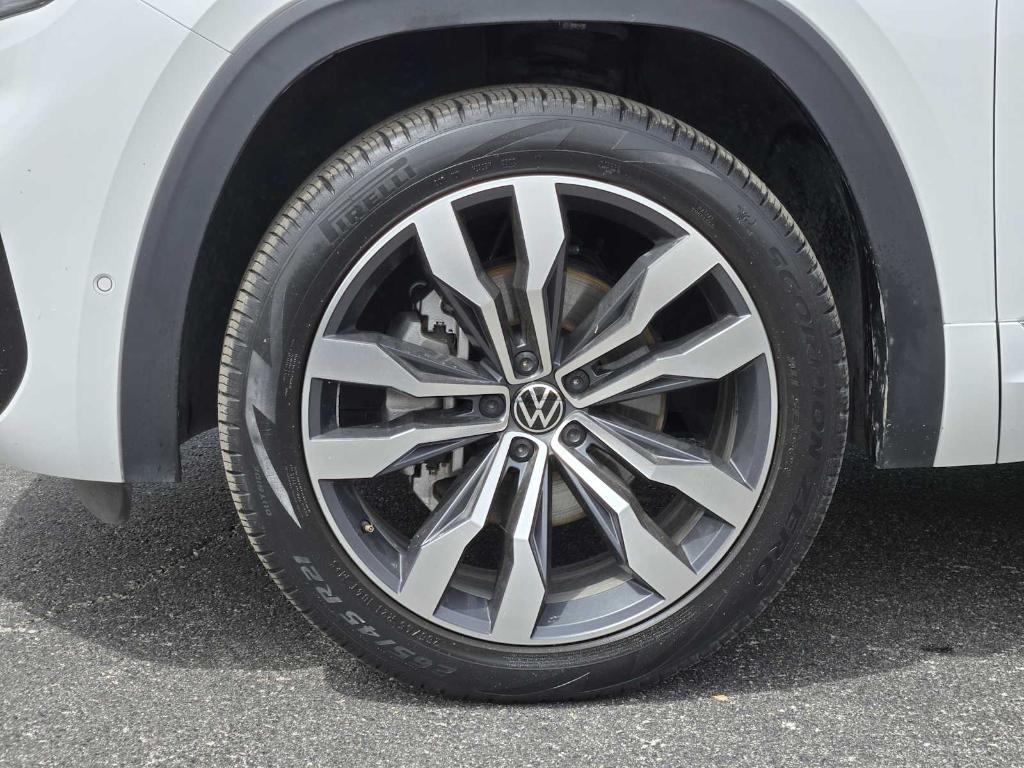 used 2023 Volkswagen Atlas Cross Sport car, priced at $35,377