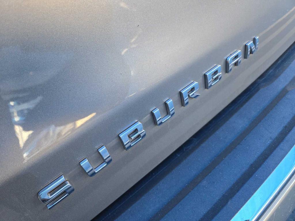 used 2019 Chevrolet Suburban car, priced at $19,455