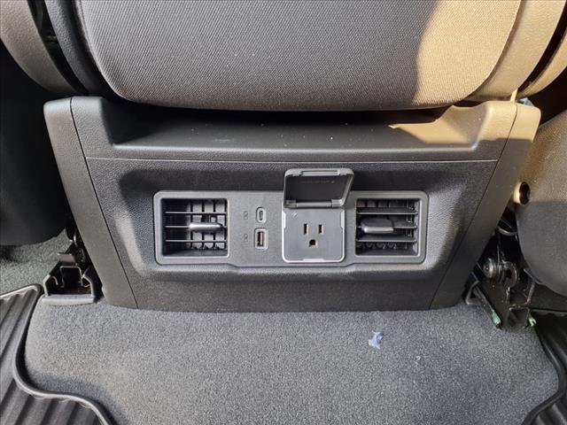 new 2025 GMC Sierra 1500 car, priced at $44,240