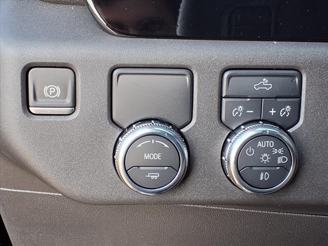 new 2025 GMC Sierra 1500 car, priced at $44,240