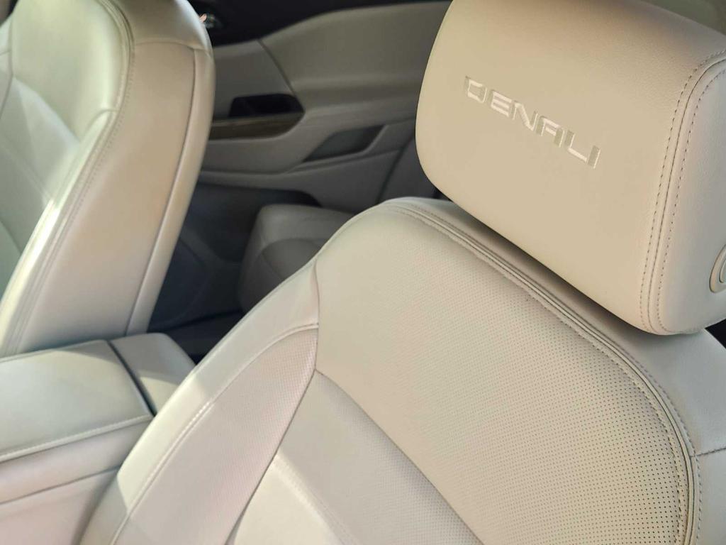 used 2019 GMC Acadia car, priced at $23,577