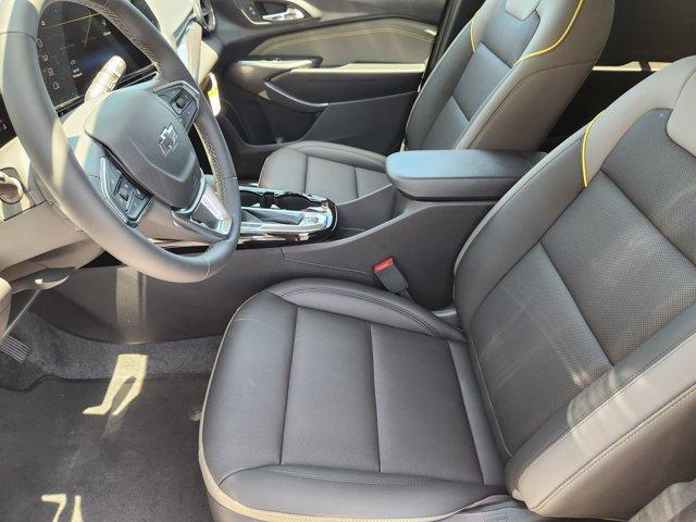new 2025 Chevrolet Trax car, priced at $26,190