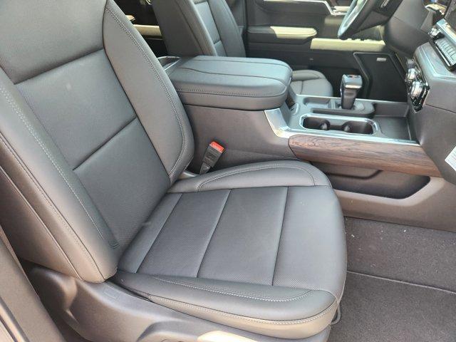 new 2025 GMC Sierra 1500 car, priced at $57,325