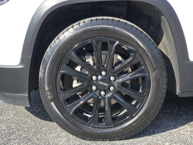 used 2023 GMC Acadia car, priced at $33,577