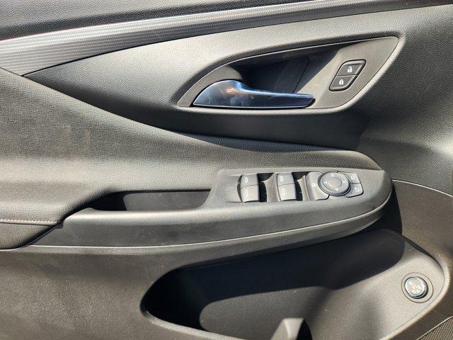 new 2025 Buick Envista car, priced at $30,411