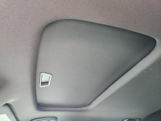 new 2025 Buick Envista car, priced at $30,411