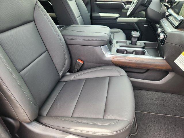 new 2025 GMC Sierra 1500 car, priced at $58,020