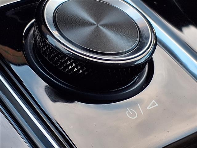 new 2025 Buick Envision car, priced at $37,915