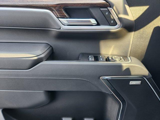 new 2025 GMC Sierra 1500 car, priced at $56,935