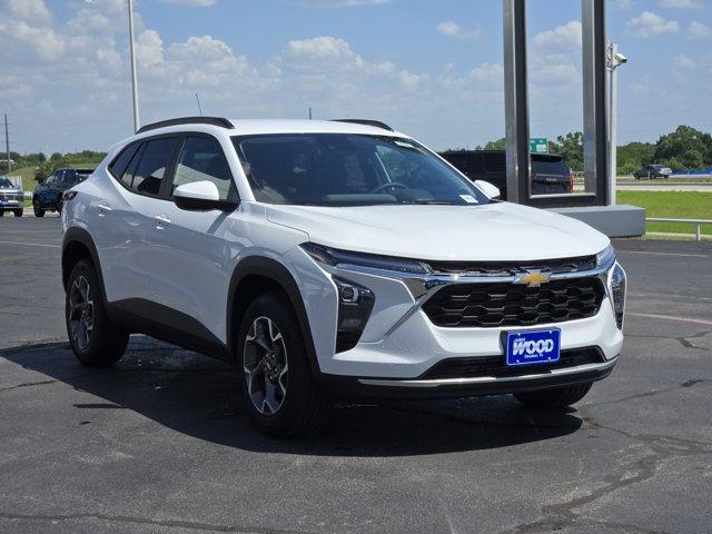 new 2025 Chevrolet Trax car, priced at $24,985