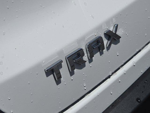 new 2025 Chevrolet Trax car, priced at $24,985