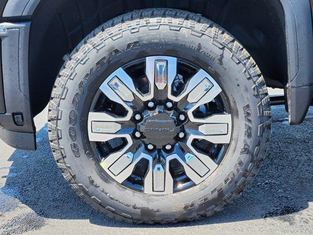 new 2025 GMC Sierra 2500 car, priced at $80,625