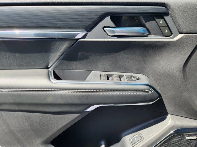 new 2025 GMC Acadia car, priced at $49,543