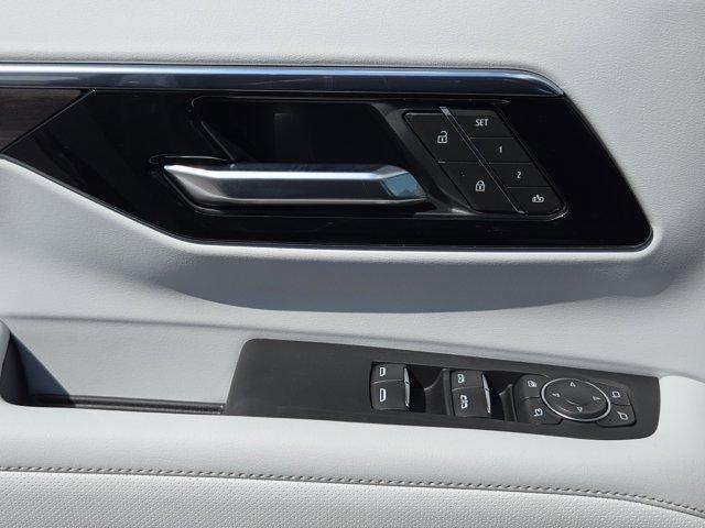 new 2025 Chevrolet Suburban car, priced at $76,660